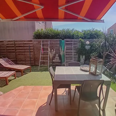 Holiday home Maison Cosy 6 Couchages A 700 Metres De La *